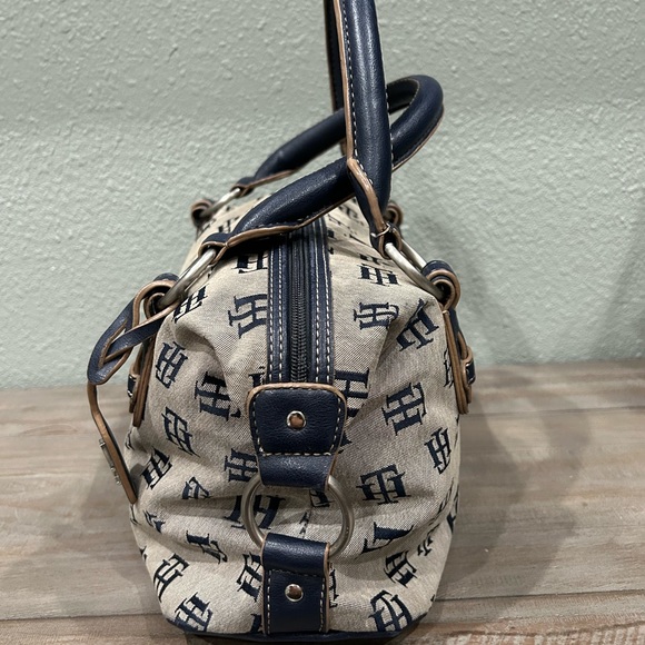 Vintage Authentic Tommy Hilfiger Satchel Handbag - Picture 6 of 10